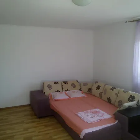 Lejlighed Capri Apartament *